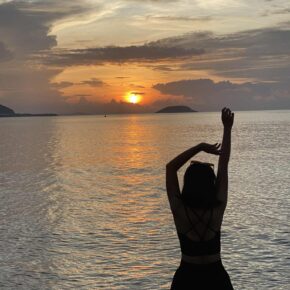 b64f478b-5b74-4ac7-a9fc-f802ff98e53b 